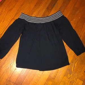 Long sleeve off the shoulders